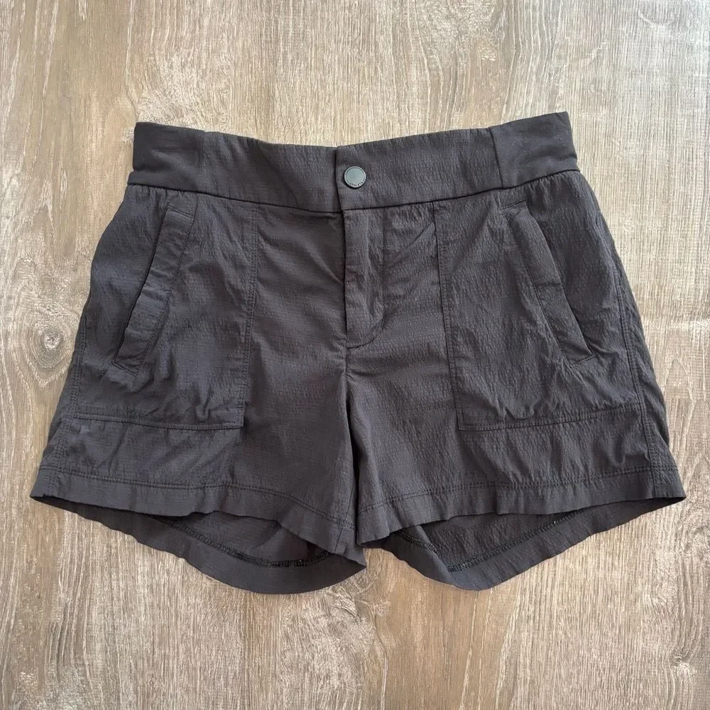 Athleta Trekkie Shorts Black 2